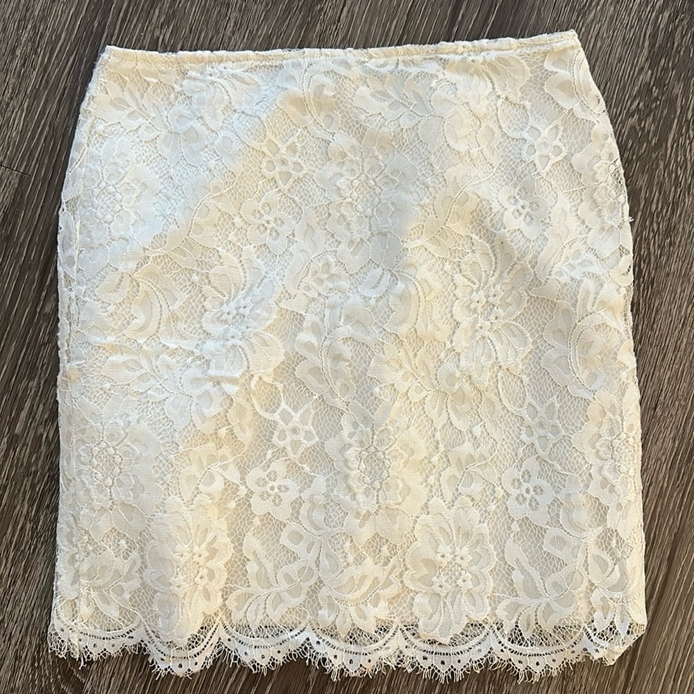 White lace skirt